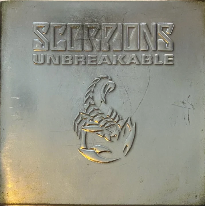 Portada del disco Scorpions - «Unbreakable» (2004)