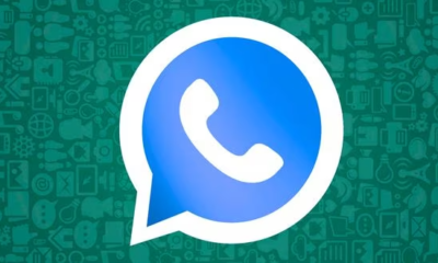 Logo de WhatsApp Plus en un smartphone.