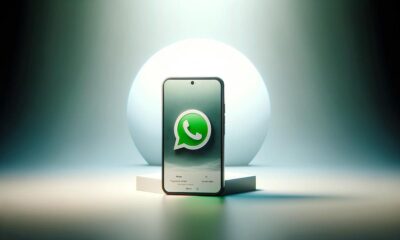 Smartphone moderno mostrando un icono similar a WhatsApp.