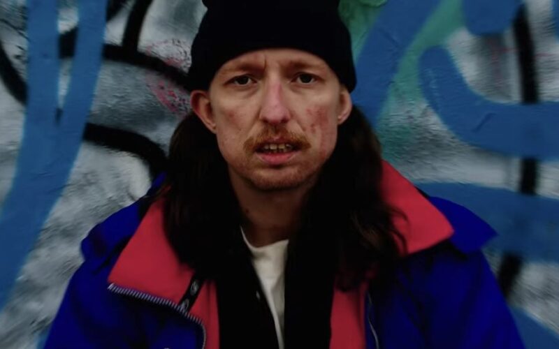 El ex guitarrista de Turnstile, Brady Ebert, acusado de intento de asesinato