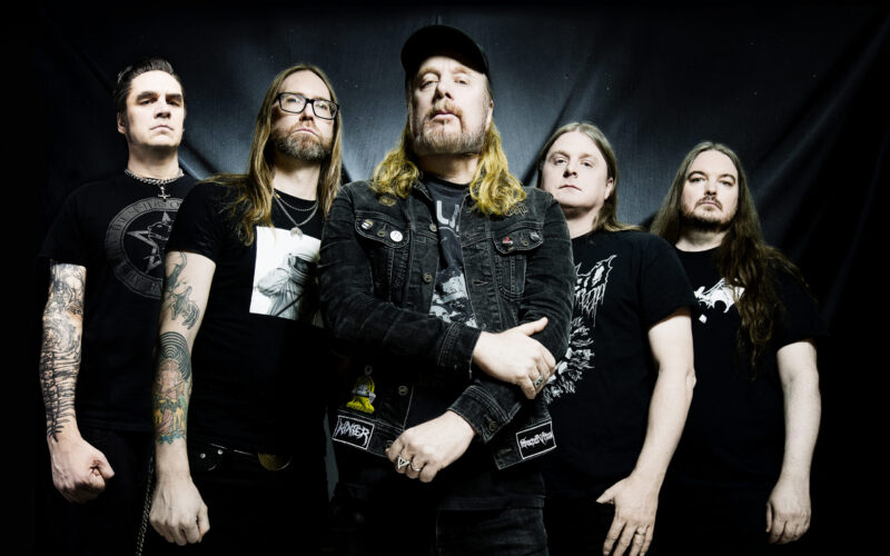 At The Gates honra a Tomas Lindberg con «The Ghost Of A Future Dead»