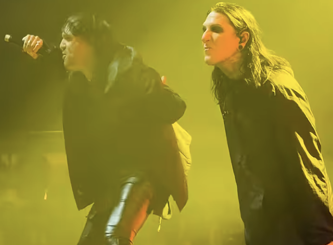 Dennis Ward y Edu Falaschi: Una colaboración inolvidable en el escenario