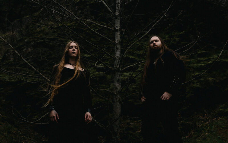 Hulder firma con Season of Mist y 20 Buck Spin