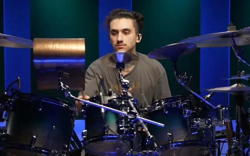 Max Portnoy enfrenta el reto de tocar a Led Zeppelin en Drumeo