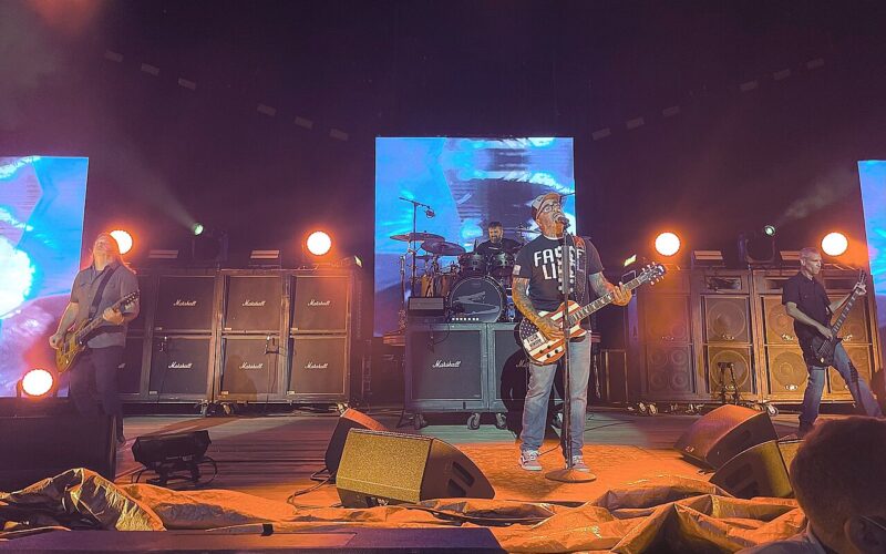 Staind lanzará Break The Cycle – 25th Anniversary Live en agosto de 2026