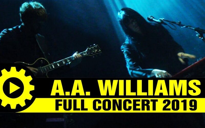 A.A. Williams lanza su nuevo álbum Solstice y se une a la gira de A Perfect Circle