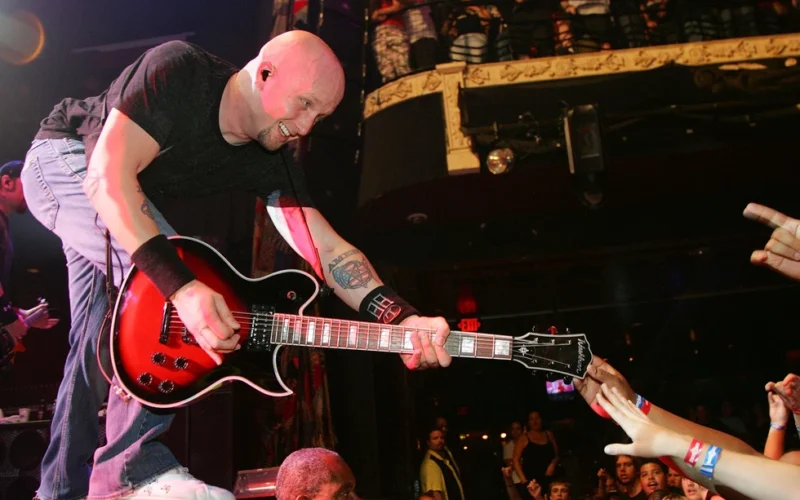 Apoyo para Sonny Mayo: el guitarrista de Snot y Sevendust enfrenta una cirugía de bypass de emergencia