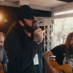 Evergrey sorprende con un cover acústico de Wasted Years de Iron Maiden en el Sweden Rock