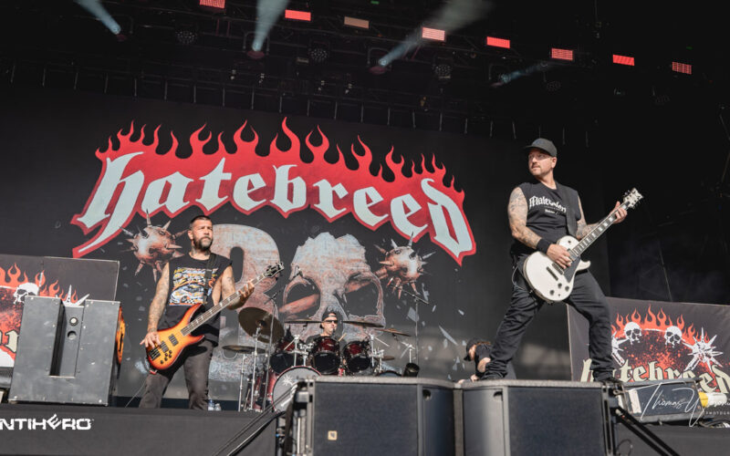 Hatebreed firma con BLKIIBLK y anuncia nuevo álbum para 2026