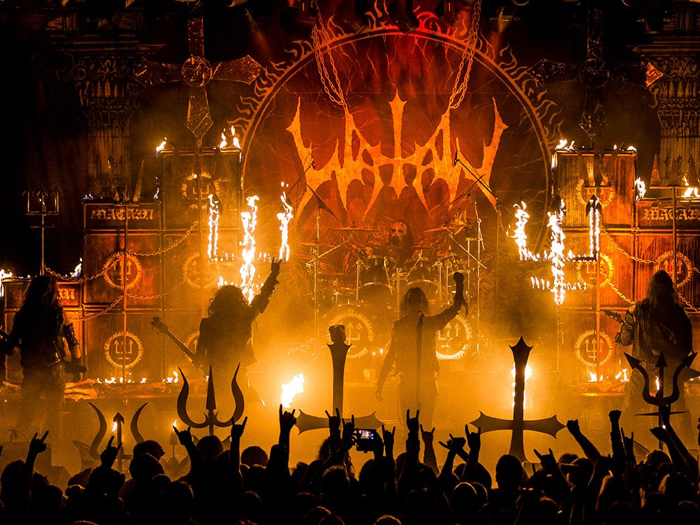 into darkness death metal