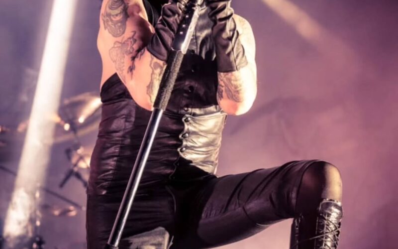 Marilyn Manson anuncia nuevo álbum y lanza el sencillo Exit Wound