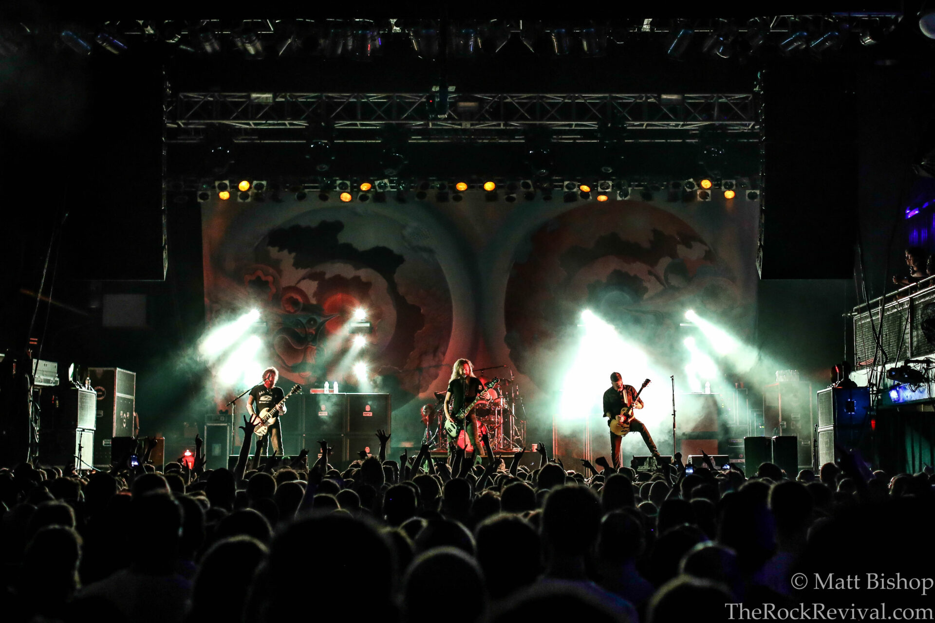 Mastodon gira