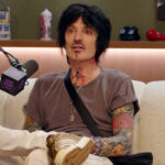 Tommy Lee recuerda el caos de girar con Ozzy Osbourne en 1984