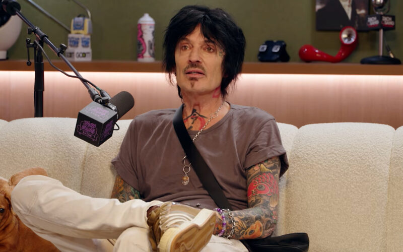 Tommy Lee recuerda el caos de girar con Ozzy Osbourne en 1984