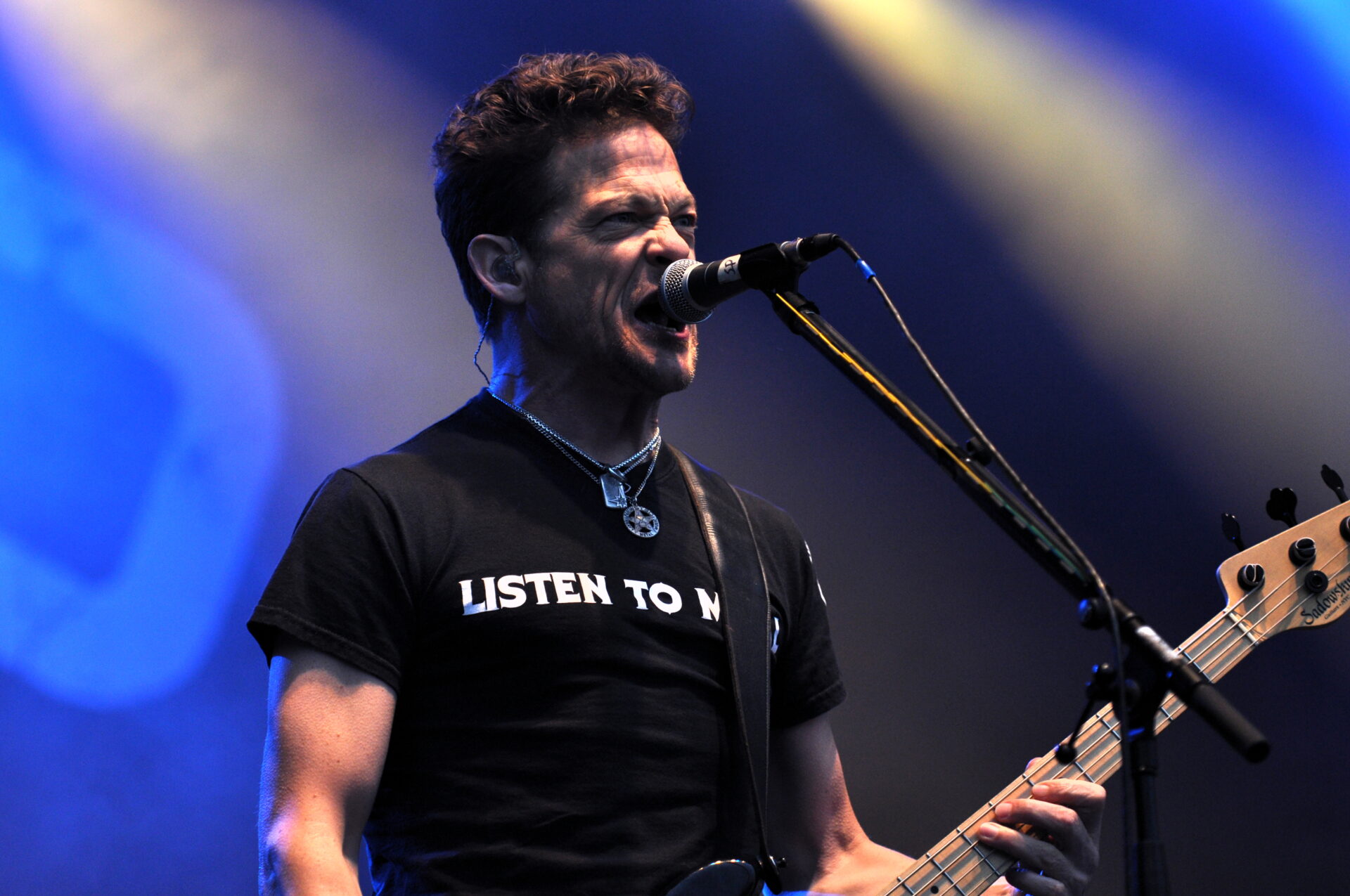 Jason Newsted regresa a los escenarios con gira tras superar batalla contra el cáncer