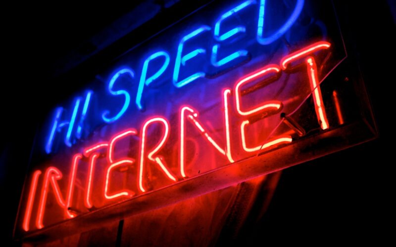 Cómo Medir y Mejorar la Velocidad de tu Internet en Casa