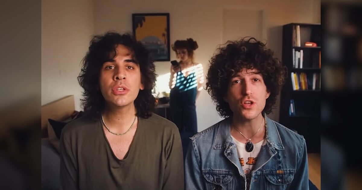 Stanley Simmons estrena el quinto sencillo «Don't Leave Me Here Like That»