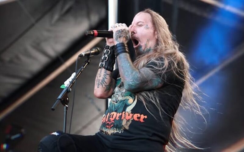 Dez Fafara de DEVILDRIVER reflexiona sobre su mortalidad tras susto de salud