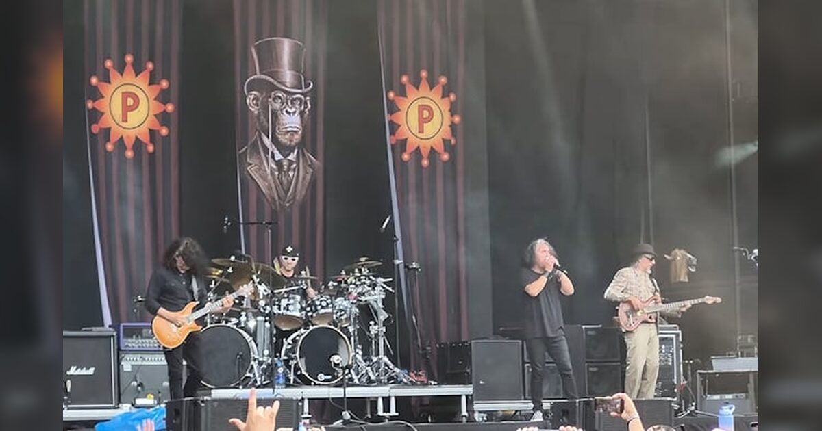 Primus y Mark Osegueda de Death Angel rinden tributo a Dio en vivo