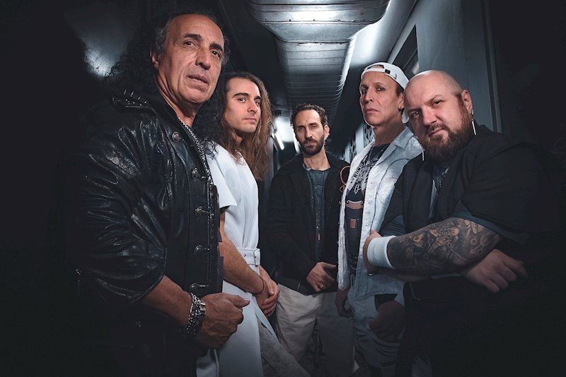Kingcrown anuncia su nuevo álbum Moonfall y estrena el video de Nothing