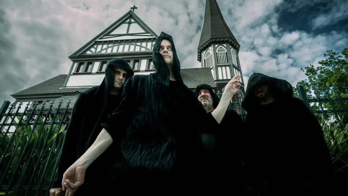 Satanic Planet estrena impactante video de "Sam Alito's Mom" de su álbum "Dead Deities"
