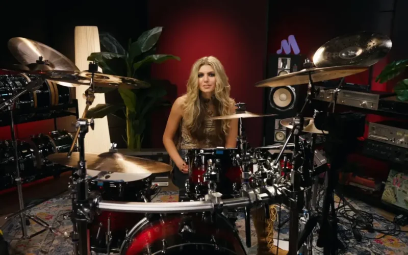 Brooke Colucci versiona “Practice What You Preach”