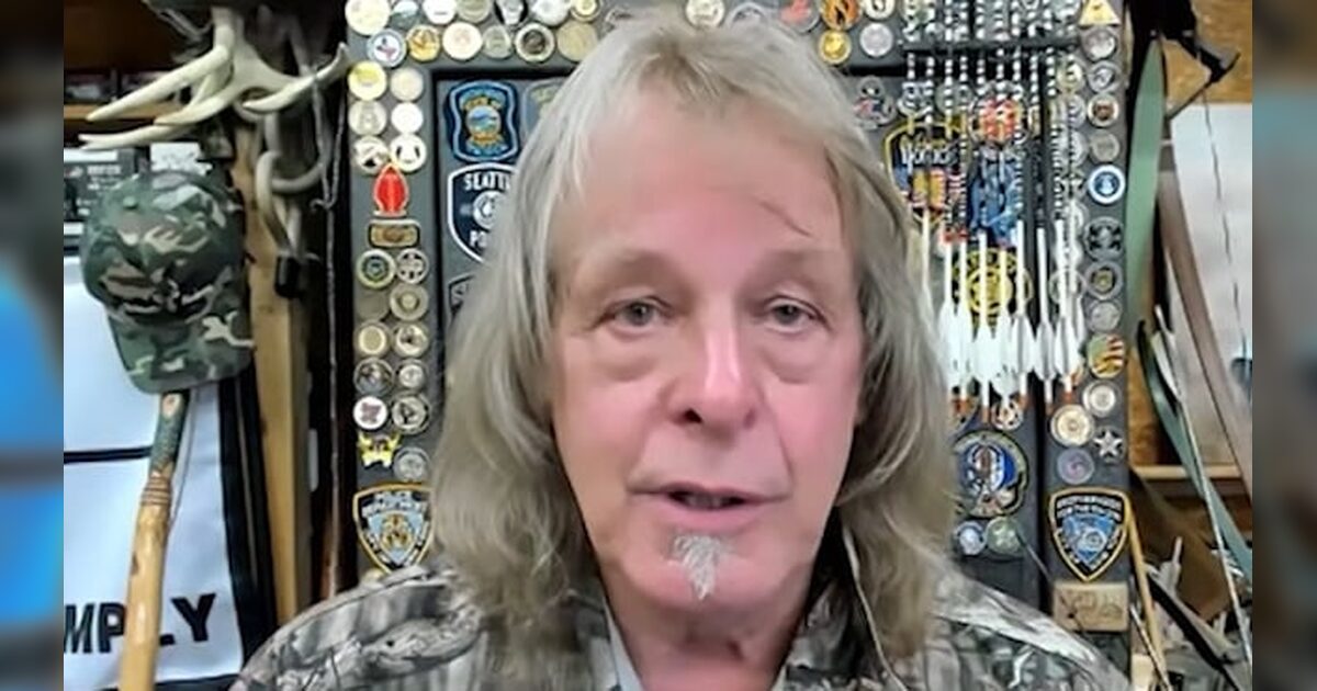 Ted Nugent ingresa al Salón de la Fama de Michigan