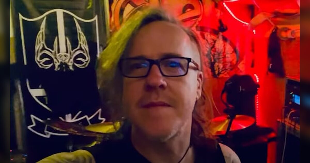 Burton C. Bell: «No me interesa» el nuevo sencillo de Fear Factory
