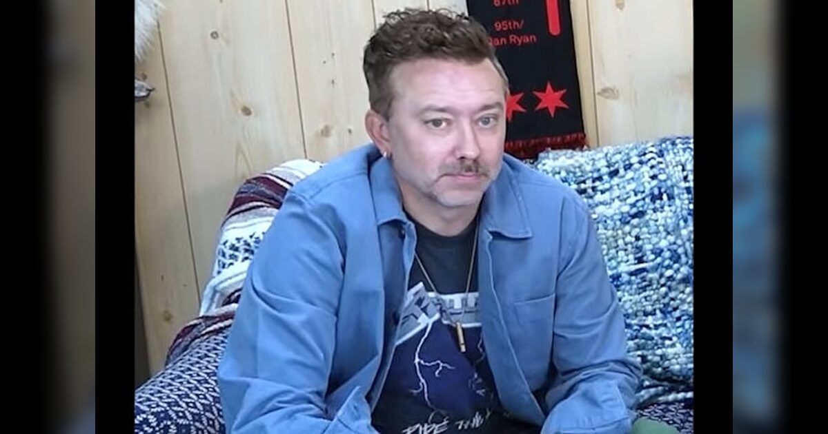 Tim McIlrath de Rise Against revela su primera camiseta de banda