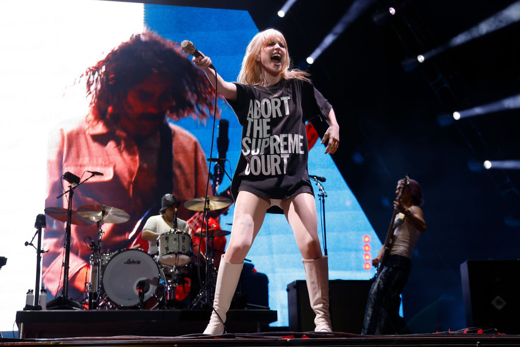 hayley williams chad gilbert