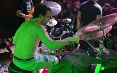 Sanguisugabogg: Proponen matrimonio en pleno concierto