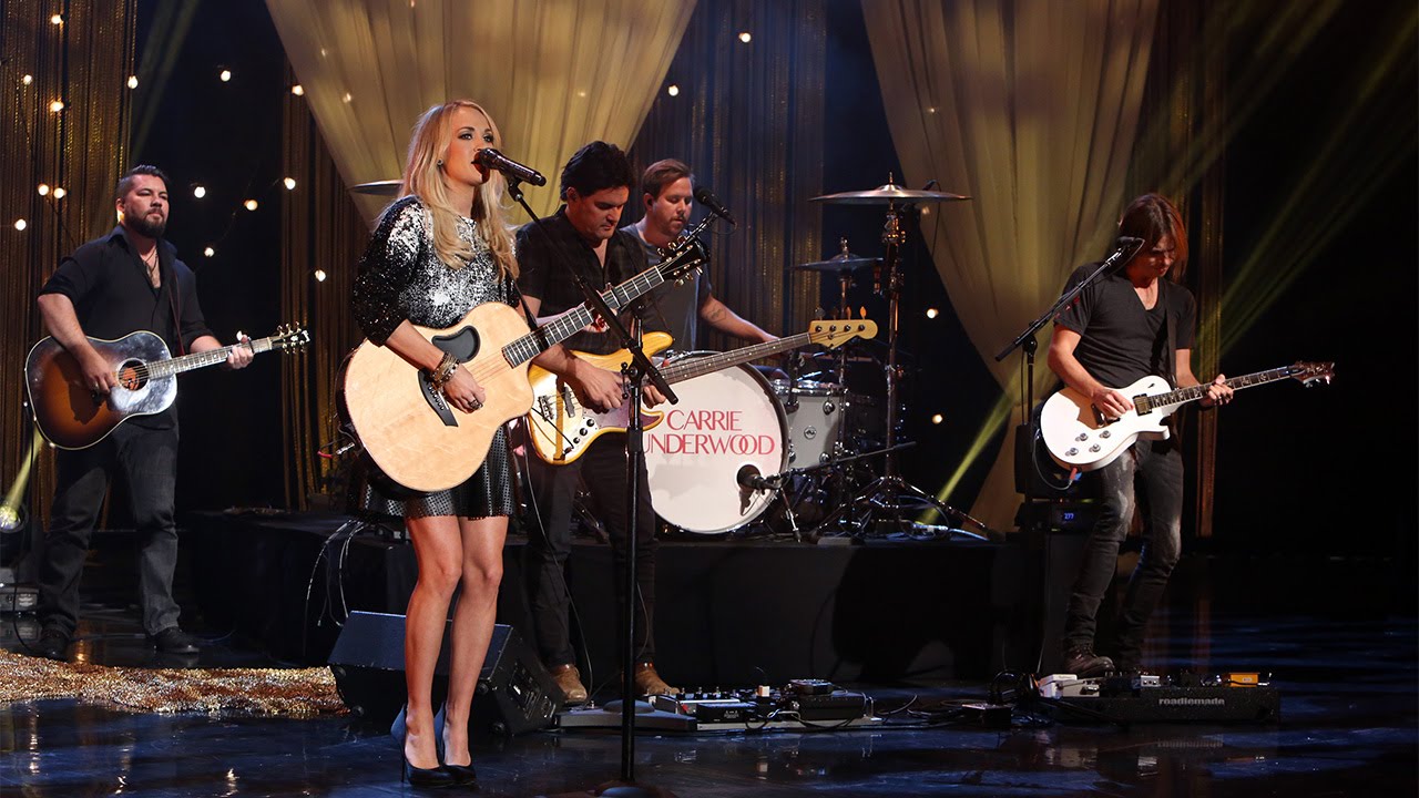 Carrie Underwood sorprende con potente versión de «Break Stuff» de Limp Bizkit en vivo