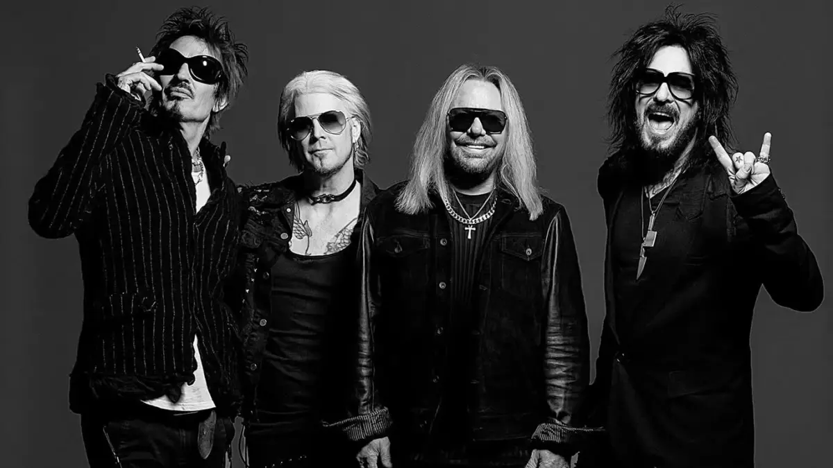 Mötley Crüe lanza edición de aniversario de "Too Fast For Love"