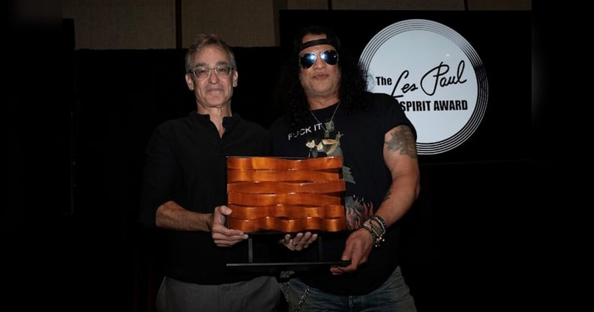 Slash recibe el prestigioso Les Paul Spirit Award 2026 en Hollywood