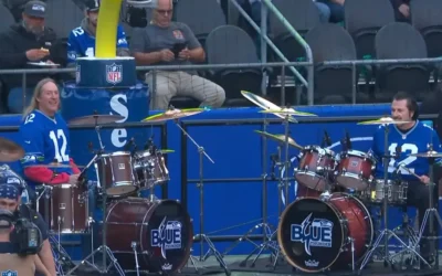 Danny Carey y John Tempesta se unen a una batucada