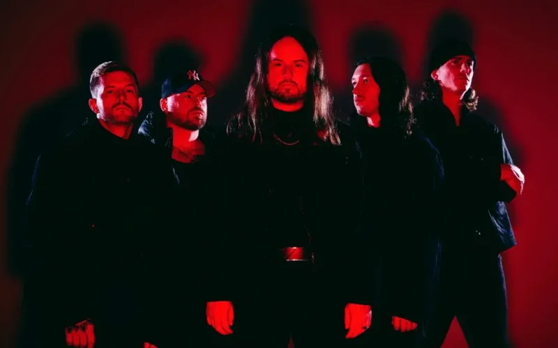 Fit For A King lanza “Dirt” y reedición de “The Hell We Create”