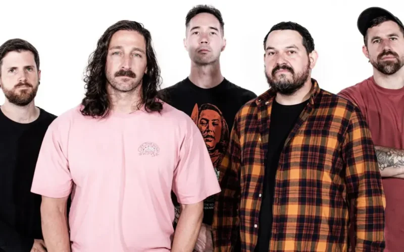 Frontierer lanza «Ultraviolet Parasite» y estrena video de «Ions & Oxygen Rockets»