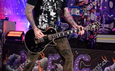 Homenaje a Chad Gilbert: New Found Glory coloca su guitarra en el escenario