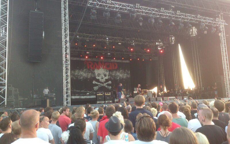 Rancid And Out Come The Wolves: caja de 30 aniversario en vinilo