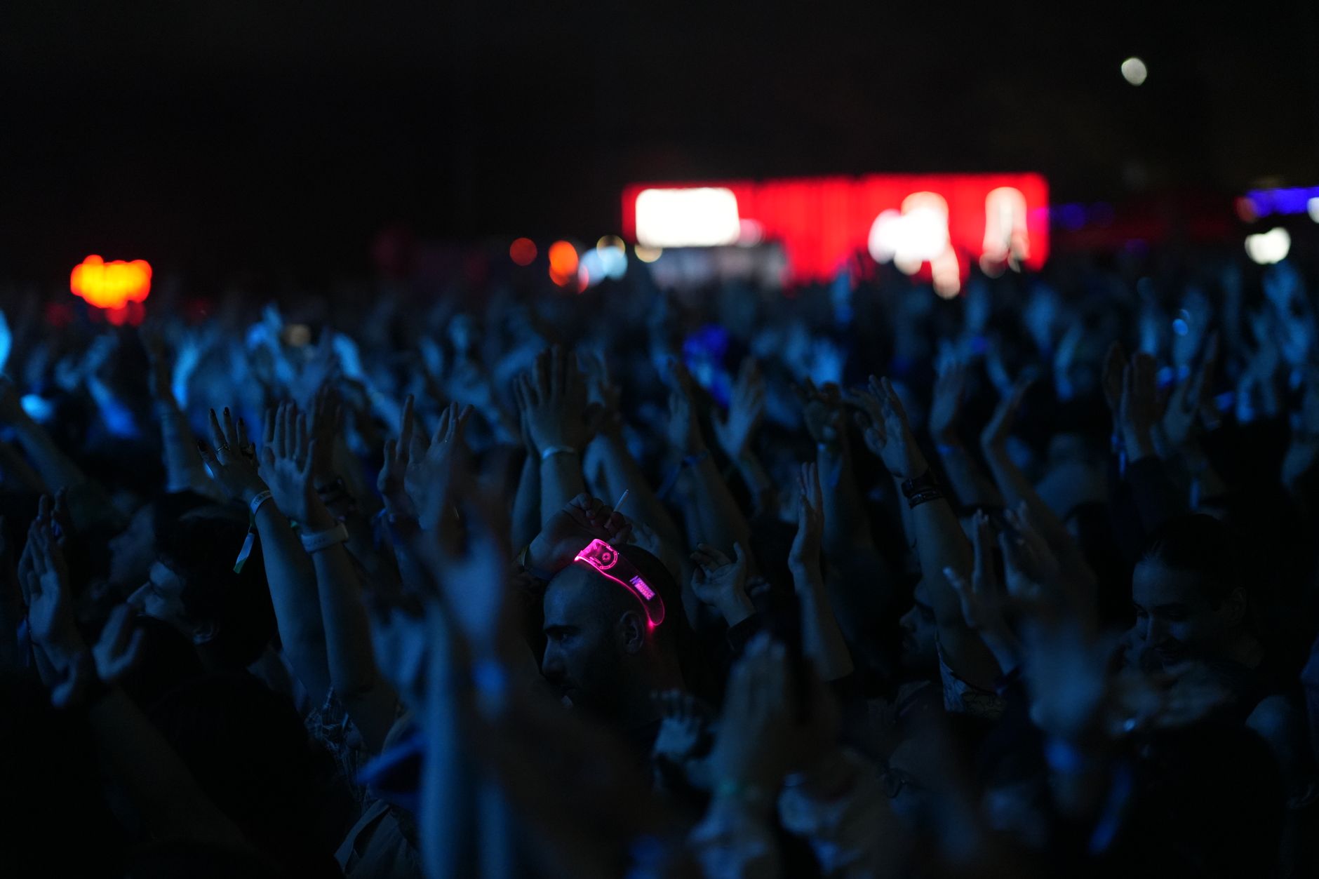 Público en un concierto nocturno, imagen de referencia de la gira de W.A.S.P. y KK's Priest
